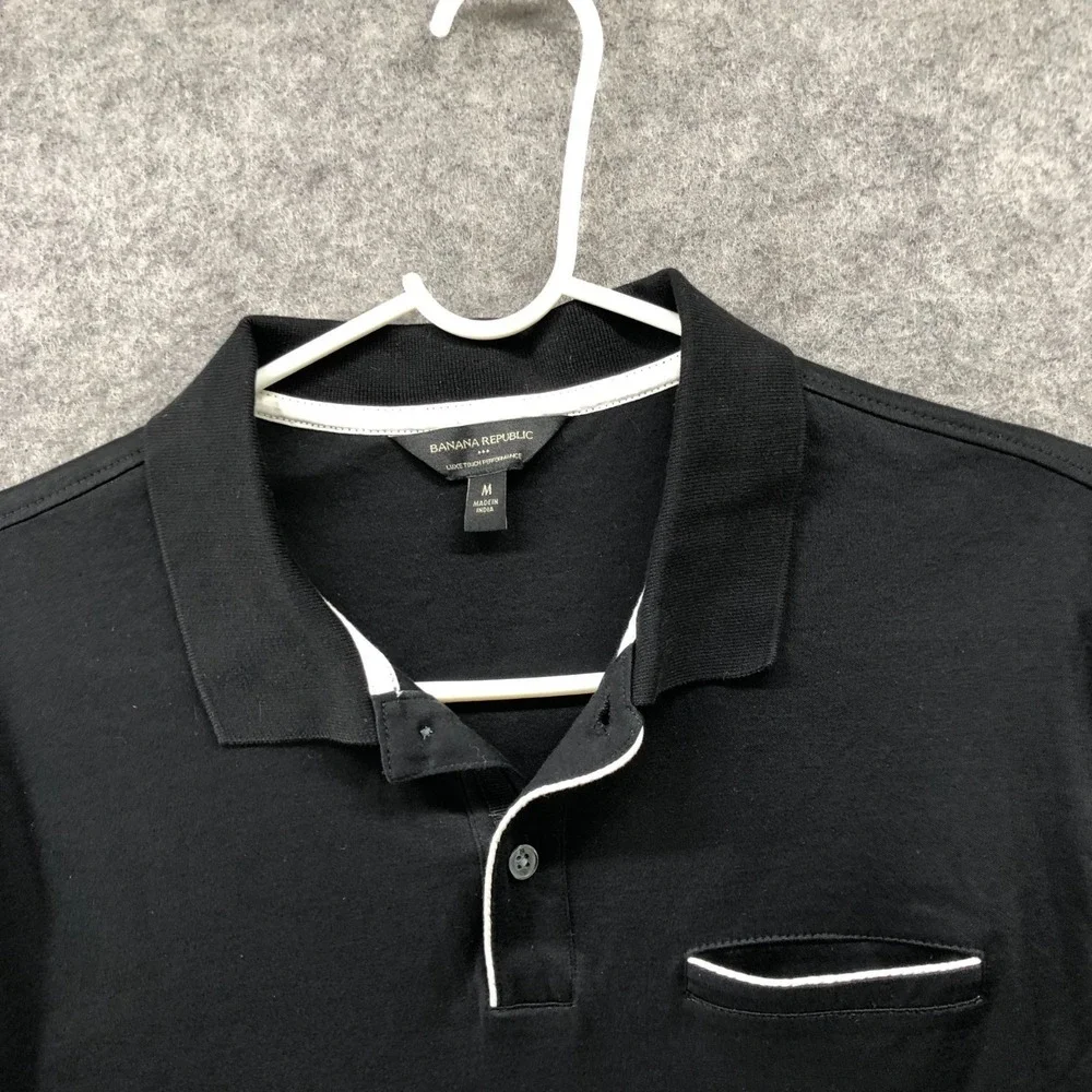 Banana Republic Luxe Touch Performance Polo Shirt Mens M‎ Black Short Sleeve